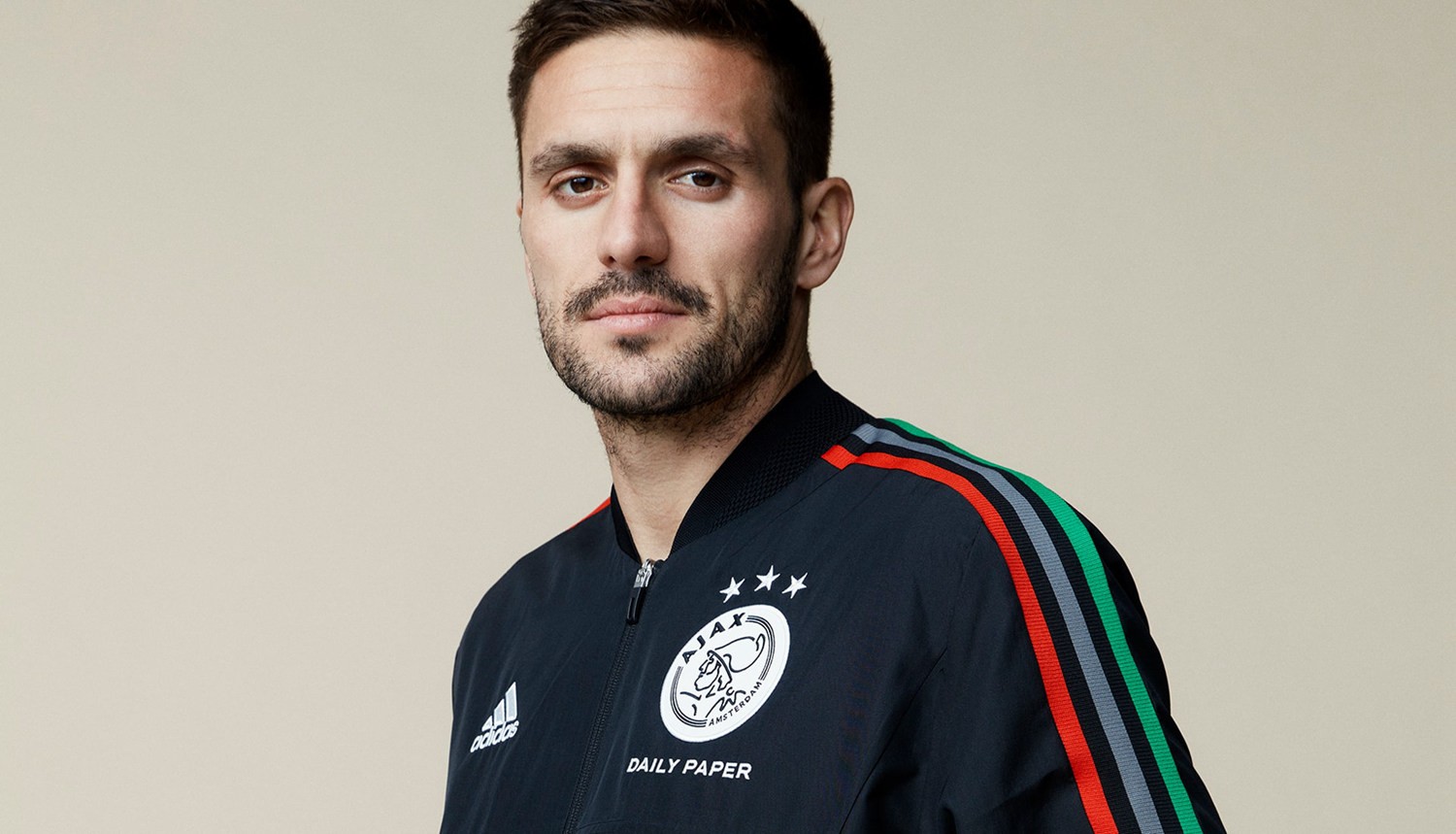 人们挥舞着 人们挥舞着